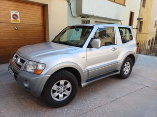 Mitsubishi Montero 2003 tel 616084723