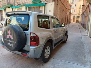 Mitsubishi Montero 2003 tel 616084723