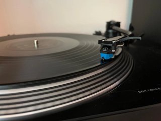 Tocadiscos Sony PS-LX350H + AT-VM95C/H