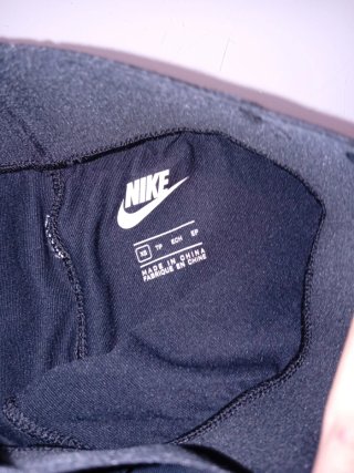 Mallas Nike Mujer Negras con Logo
