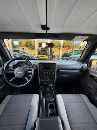 Jeep Wrangler Unlimited 2.8 CRD Sahara Auto