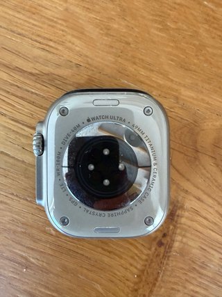 Apple Watch Ultra 2 49mm Titanio
