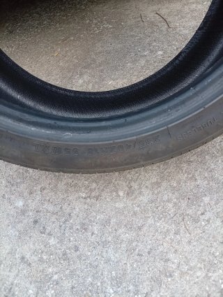 Neumático Zmax 235/40 R18 95W XL