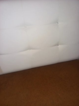 Cabecero tapizado blanco