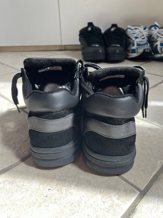 Chanel Runner Sneakers Nere