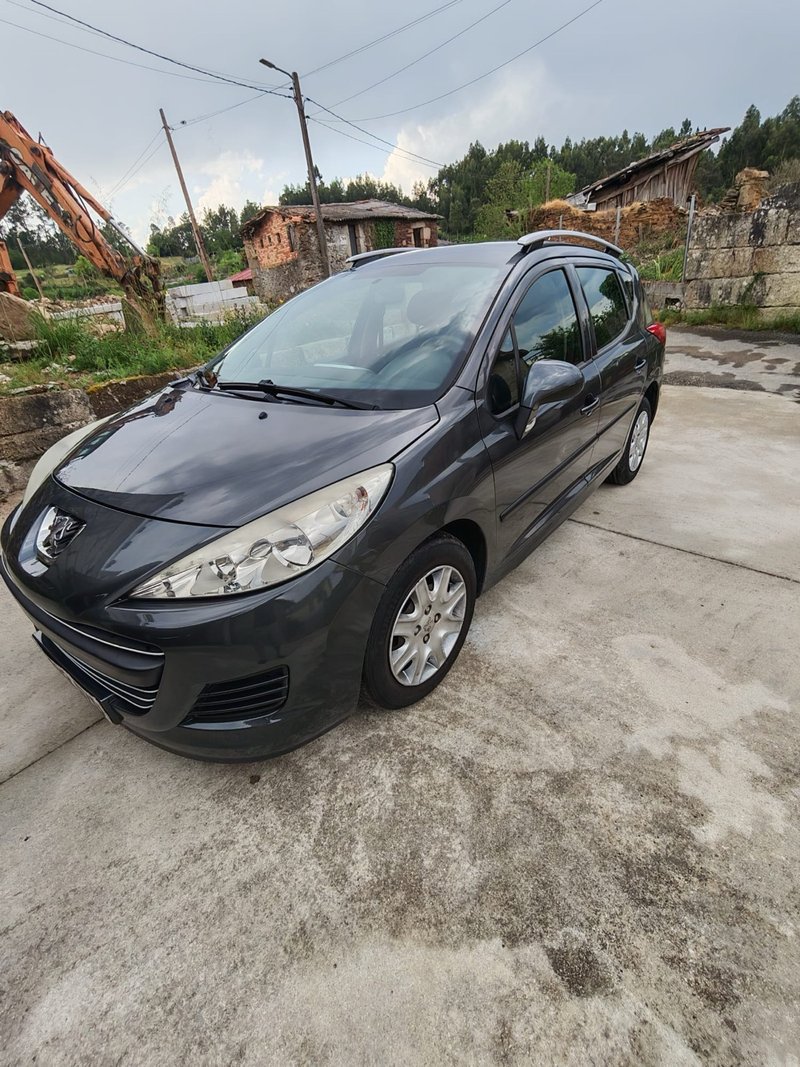 Peugeot 207 SW 1.4 Gasolina - foto 1