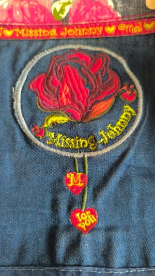 Vestido tejano vaquero con estampado floral
