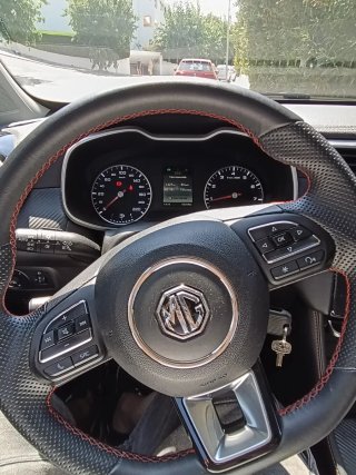 MG ZS 2023