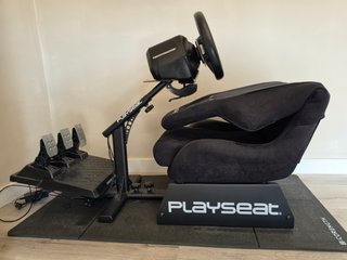 Volante Thrustmaster T248 PS5 + asiento Playseat