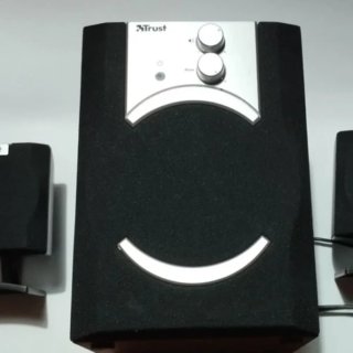 Altavoces Trust SP-3100 2.1