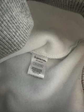 Conjunto Supreme Gris y Blanco