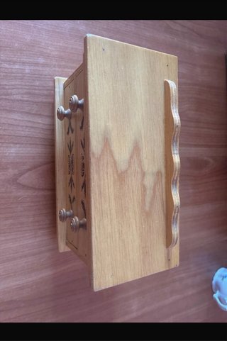 Mini cassettiera vintage in legno decorata