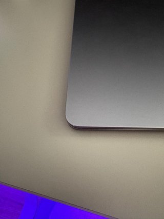 MacBook Air 13” M2 8 GB