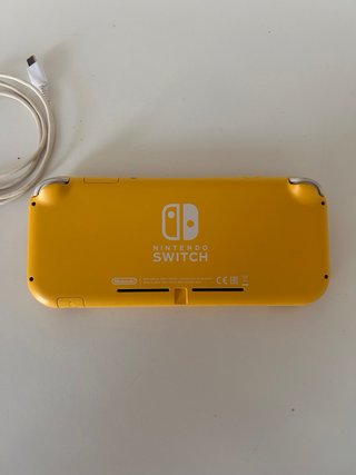 Nintendo Switch Lite + Pokémon Diamante Lucente