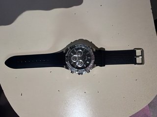 Reloj Guess Negro Correa Silicona