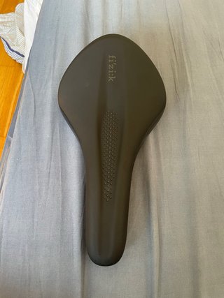 Sillín Fizik Aliante R5 Negro