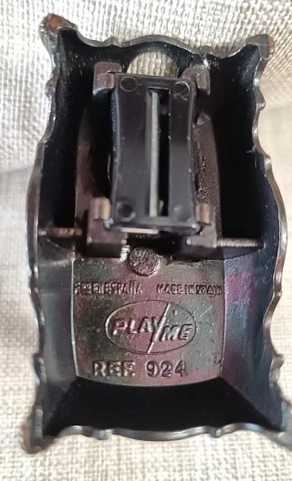 Sacapuntas Vintage Máquina de Coser