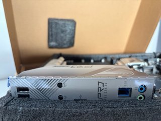 Asrock Z790 Pro RS LGA 1700 DDR5 - Garantía 2 Años