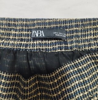 Falda pantalón Zara cuadros marrón y blanco.