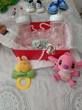 Lote de cosas de bebé