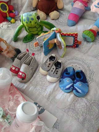 Lote de cosas de bebé