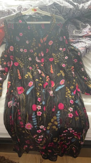 Vestido túnica bordado Zara
