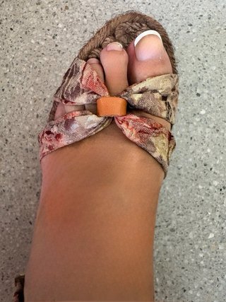 Sandalias cuñas con cintas al tobillo N40