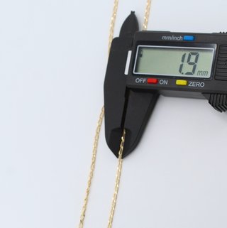 Cadena de oro de 18k. Peso: 4.87 gr.