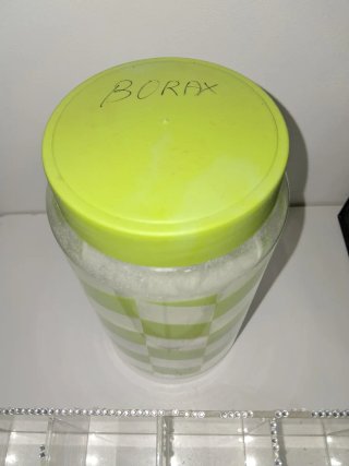 Mesa taller Plata, con Borax y herramientas