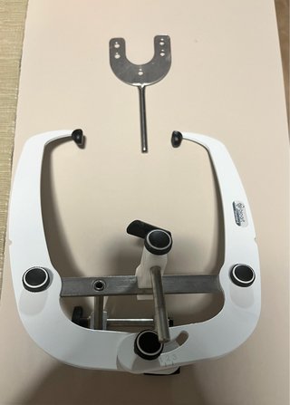 Articulador dental y arco facial