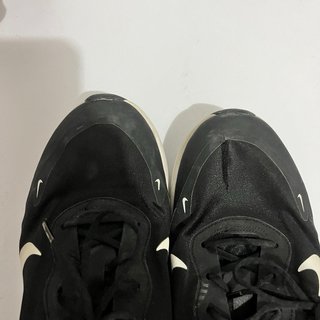 Zapatillas Nike Air Max Negras y Blancas