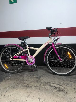 Bicicleta niña Btwin rosa y crema