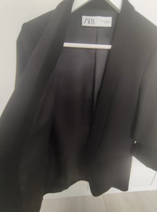 Blazer negra oversize ZARA