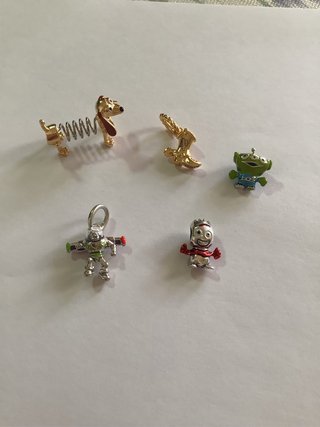 Lote de 5 charms Toy Story