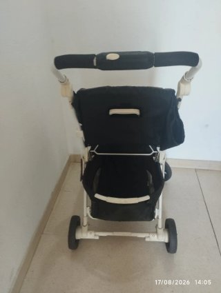 Carro de bebé Chicco morado y blanco