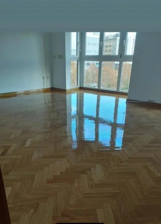 Instalador profesional de suelos laminados