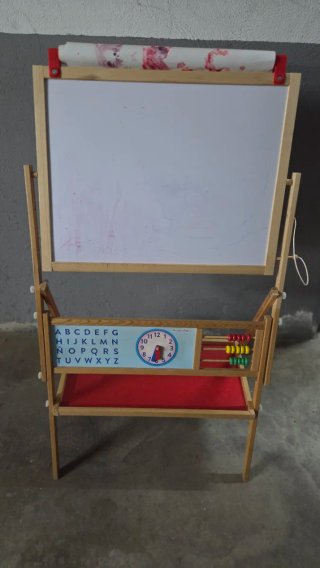 Pizarra infantil de madera con ABC y reloj