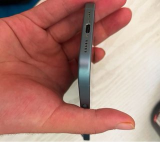 iPhone 16