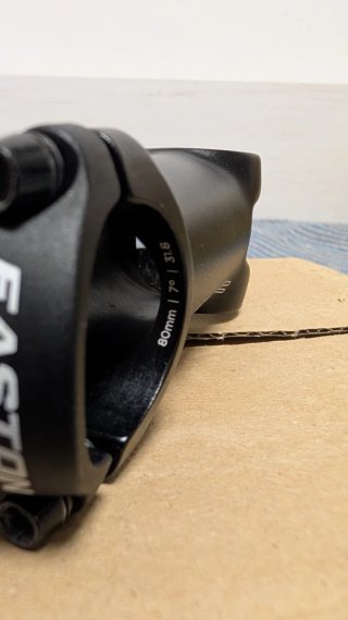 Potencia Easton EA90. 80mm 7°