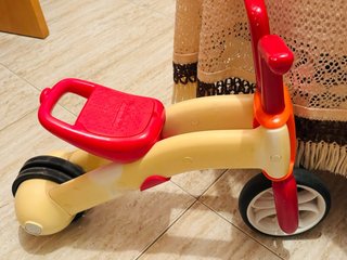 Chillafish Bunzi 2 en 1 Correpasillos y Bici