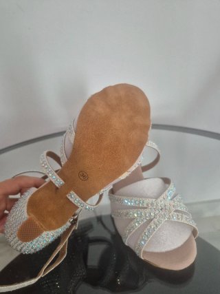 Zapatos de baile latino
