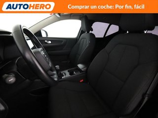 Volvo XC40 1.5 T2 Momentum Core 2WD