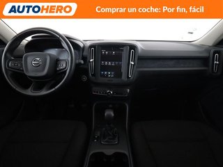 Volvo XC40 1.5 T2 Momentum Core 2WD