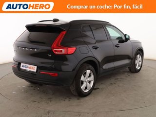 Volvo XC40 1.5 T2 Momentum Core 2WD