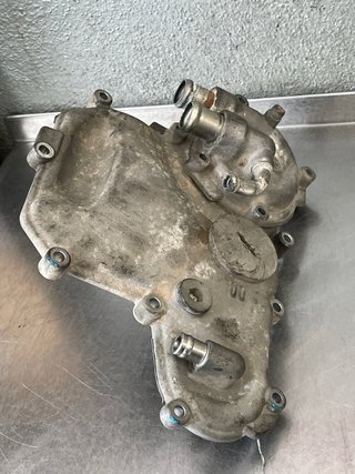 Bomba de agua C650GT 2017