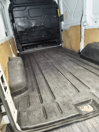 Suelo caja Ford Transit 2018 L2H2