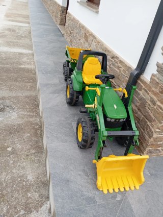 Tractor de pedales John Deere 7930