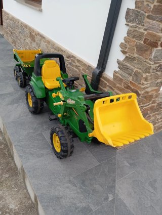 Tractor de pedales John Deere 7930