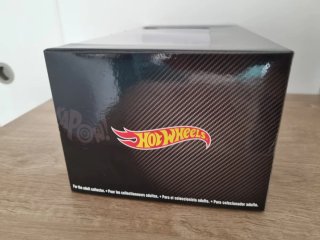 Hotwheels Batman Classic TV Series 1:18