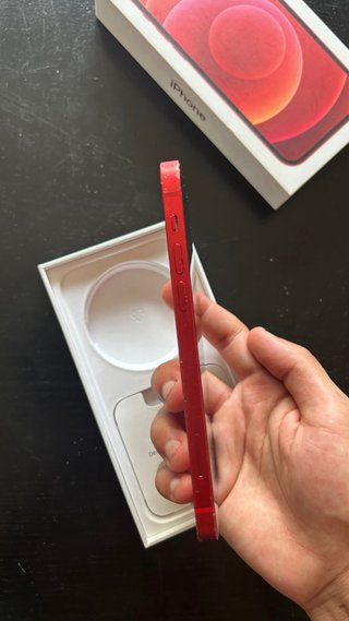 iPhone 12 Rojo